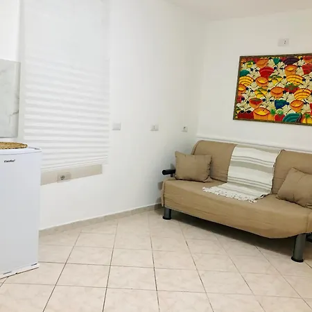Isabel House Bari